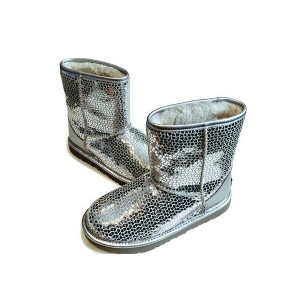 UGG Classic II Gel Hearts Fashion Boots Kids 4 Womens Size 5 1151613K Silver - Picture 4 of 8